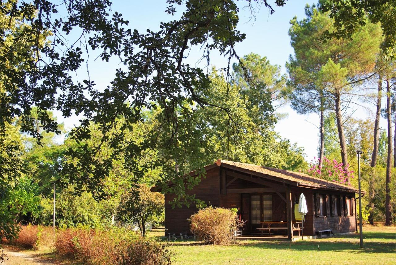 Les Chalets Du Gelat, Nature Et Calme Noaillan Bagian luar foto